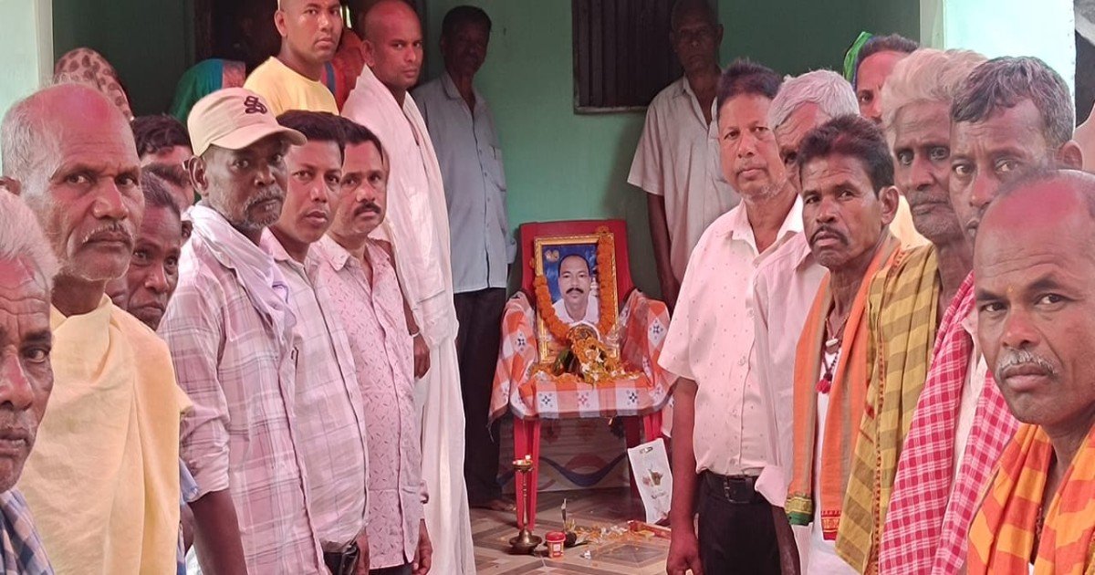 Pays Tribute to Athgarh Taluka Khaladi Mutha President late Dak Das