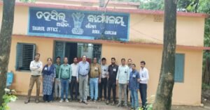 ୧୦ ଦଫା ଦାବୀ ନେଇ ଆସିକା ଶାଖା ରାଜସ୍ୱ ଅମଲା ସଂଘର କଳାବ୍ୟାଜ ପରିଧାନ